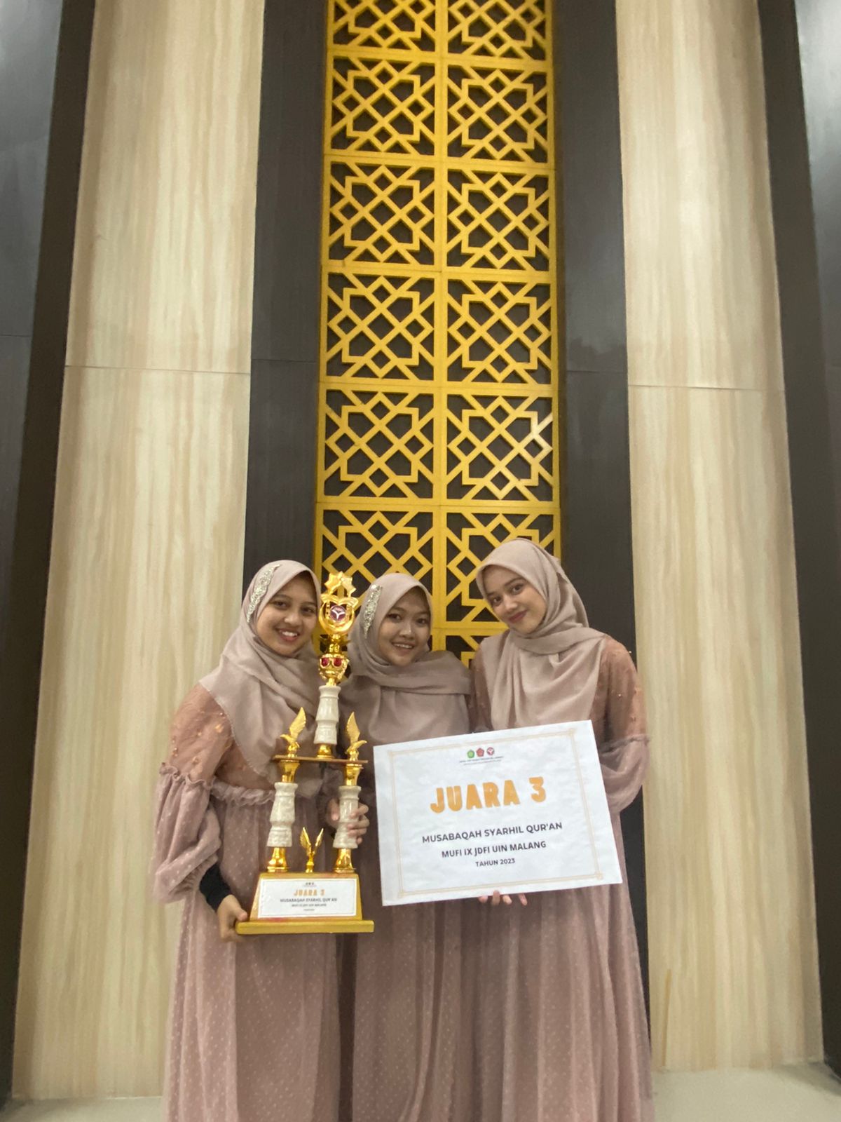 PRESTASI MAHASISWA KIMIA DI AJANG MUSABAQAH SYARHIL QUR’AN NASIONAL