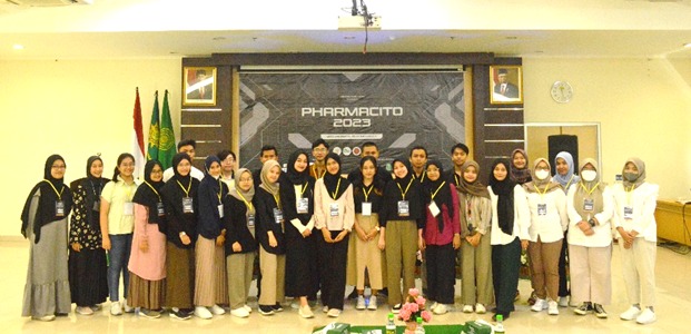 Turut Aktif Berkompetisi Skala Nasional, Mahasiswa S1 Farmasi FMIPA UM Ikuti Kompetisi OLFARNESIA UMY 2023