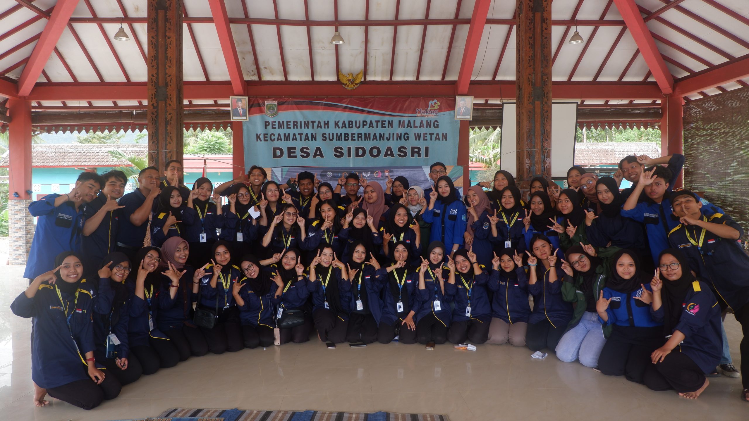 Kimia Beraksi (KIMBER) X Bina Desa HMK se-Malang Raya oleh Himpunan Mahasiswa Departemen Kimia “Oksigen” 2023