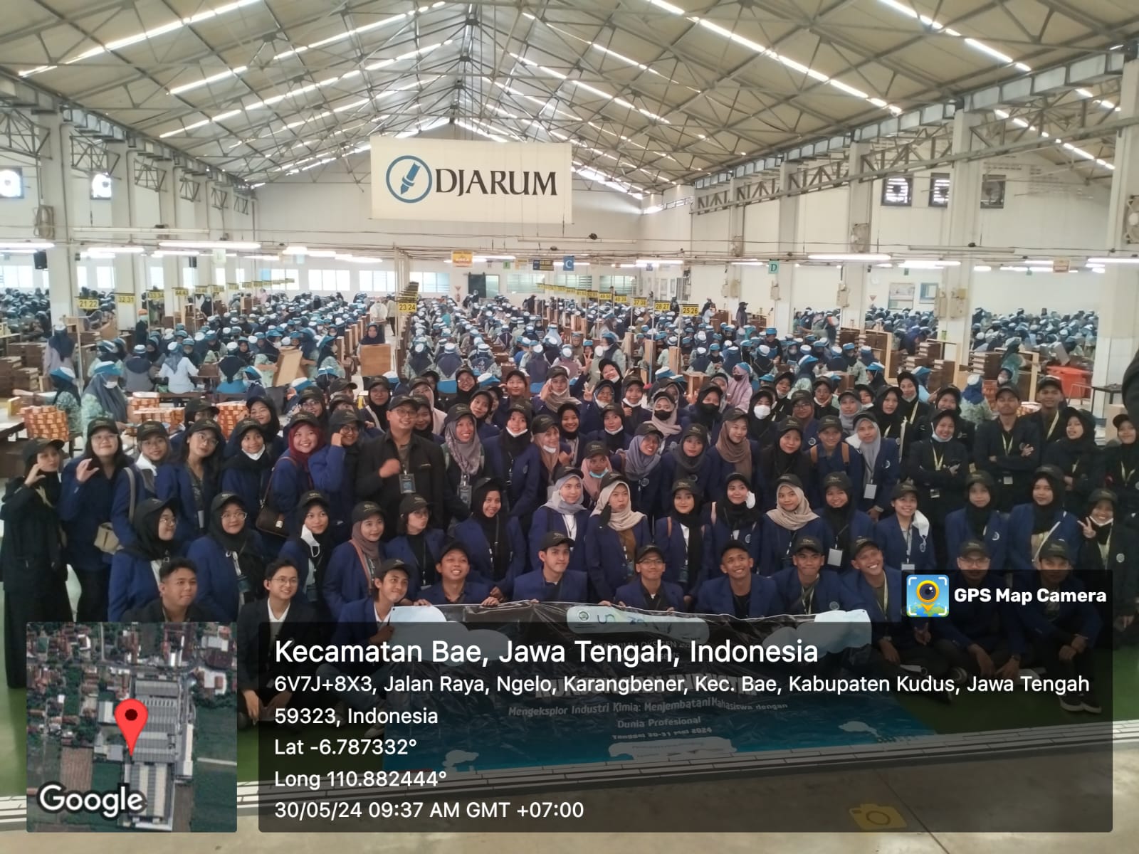 Himpunan Mahasiswa Departemen Kimia Oksigen UM Gelar Kunjungan Industri untuk Jembatani Mahasiswa dengan Dunia Profesional