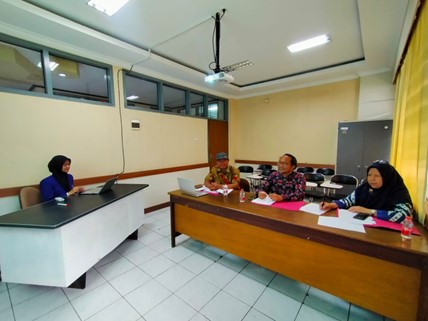 Kolaborasi Pembimbingan Skripsi Mahasiswa S1 Kimia dengan BRIN: Inovasi Membran Berbasis Polycaprolactone/Chitosan-ZnHA dengan Metode Electrospinning