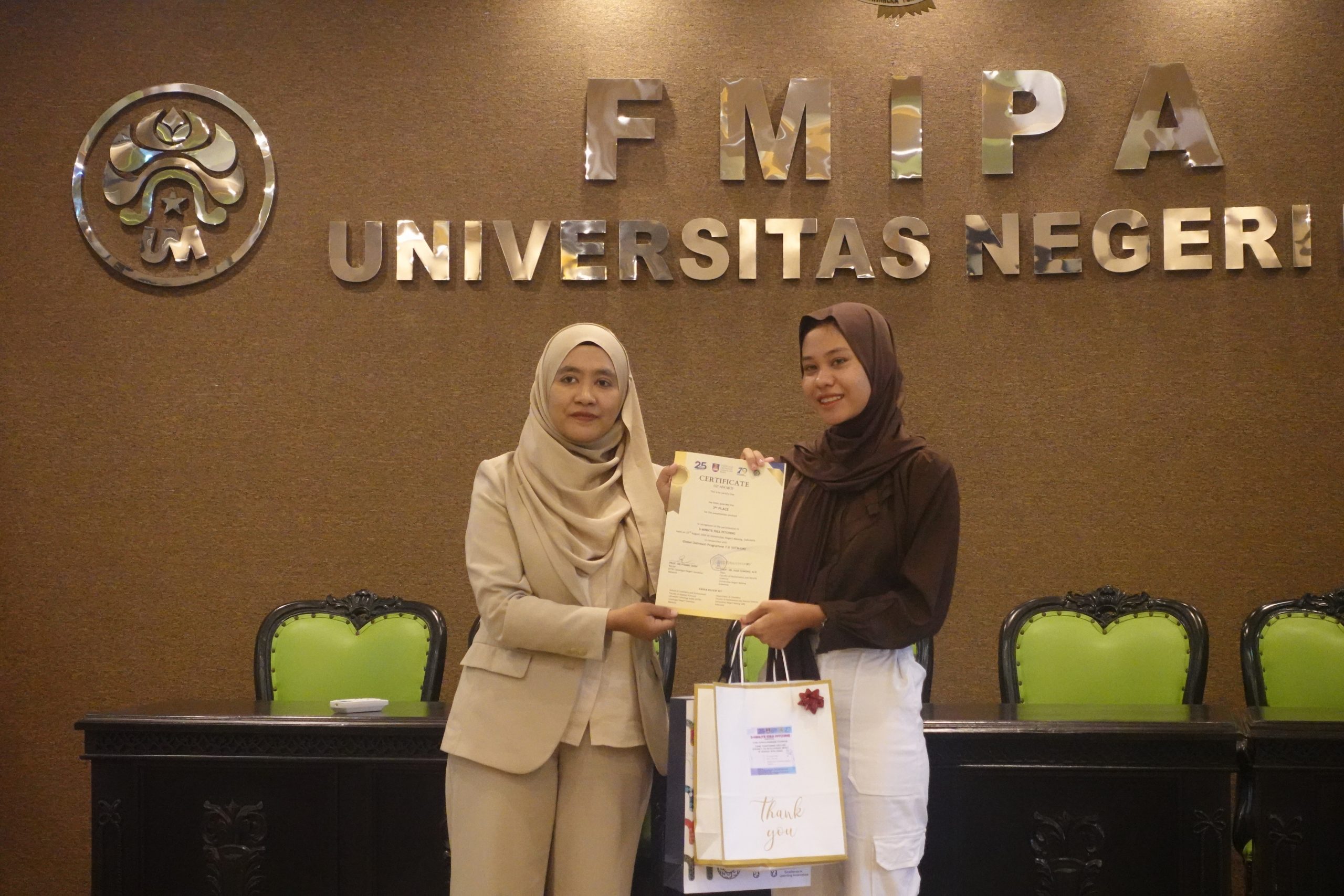 International Competition berjudul 3-MINUTE IDEA PITCHING COMPETITION telah sukses diselenggarakan oleh UiTM Cawangan Negeri Sembilan di Aula FMIPA Universitas Negeri MalangSDG 4, SDG 8