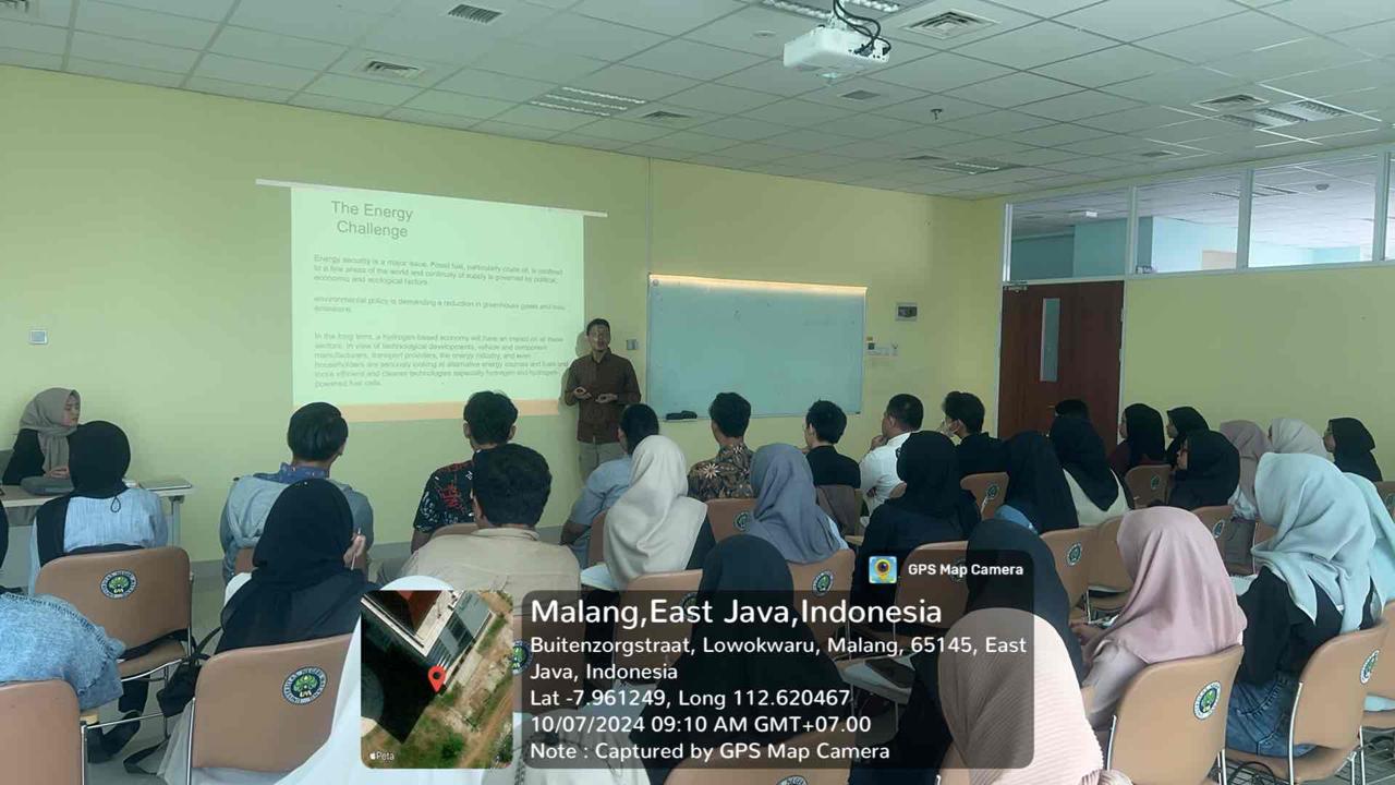 Kolaborasi Pengajaran dalam Matakuliah Aplikasi Kimia Analisis oleh Prof. Dr. Sc. Anugrah Ricky Wijaya, S.Si., M.Sc. dengan Muhammad Ridwan, M.Eng., Ph.D.